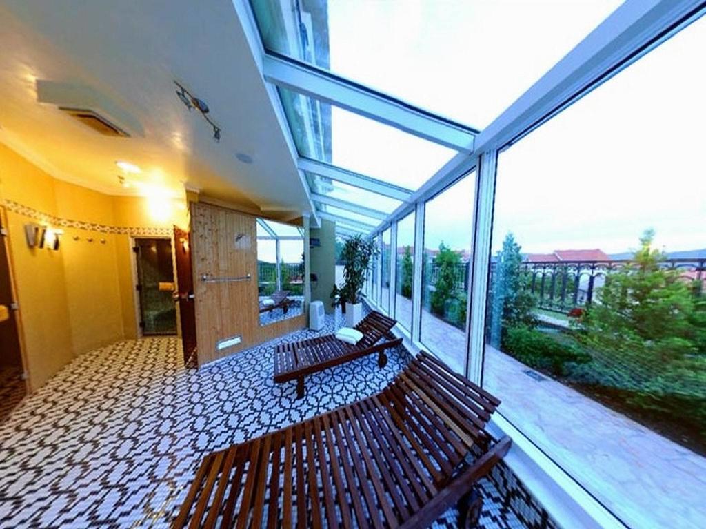 Sunny Hill Apartments & Aqua Park Vrnjačka Banja Exterior foto